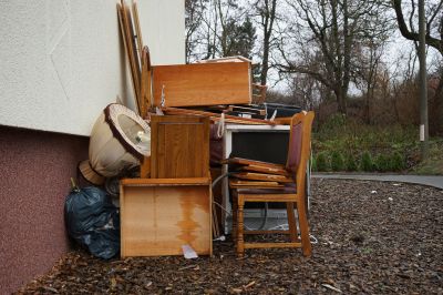 Patio Furniture Removal in Roseville, CA